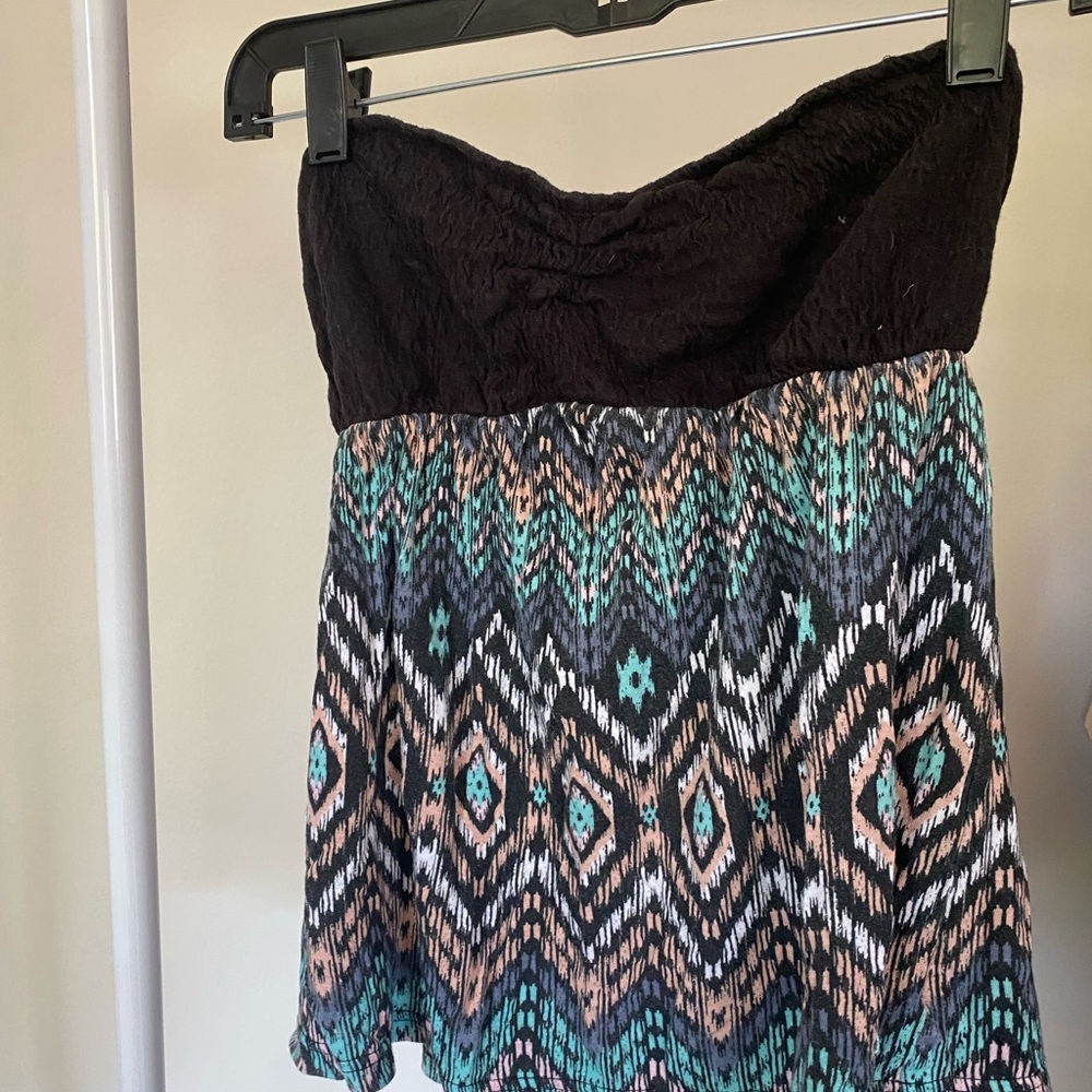 Billabong Black and patterned flowy babydoll tube top y2k vintage